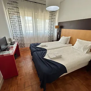 3* Pensión Discovery Benfica